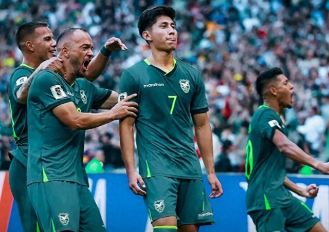 世界杯官方直播客户端-2-1！亚洲第9队挺进世界杯，为这一刻等待了40年，跟法国挪威同组|伊拉克|玻利维亚|附加赛|男足|洲际附加赛_新浪体育_新浪新闻