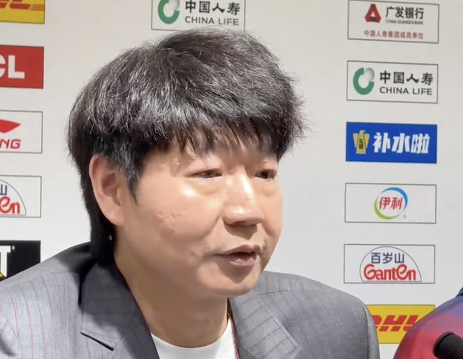 世界杯官方直播客户端-邱彪：对不起球迷的支持，希望大家包容这些拼尽全力的球员们